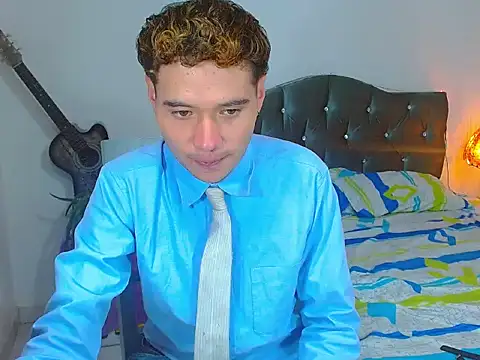 _Santi2 élő XXX-chatje