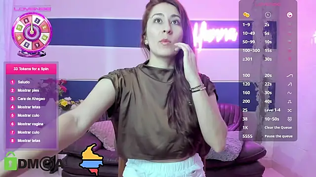 camiladeluca Adlı Modelin Canlı XXX Sohbeti