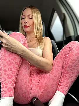 LavenderHot Live XXX-chat