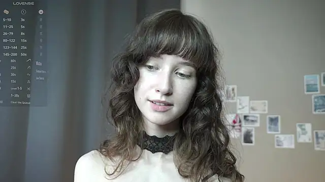 XXX chat uživo modela DellaLeck