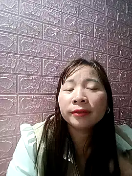 Cumhots111's Live XXX Chat