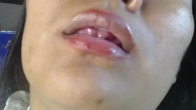 Sol_vannesa লাইভ XXX চ্যাট