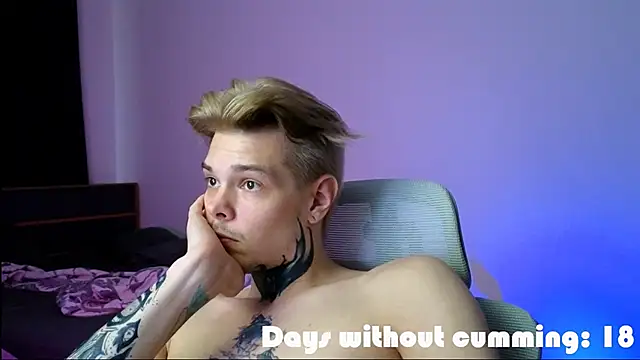 DENIS_HERE 网络视讯表演