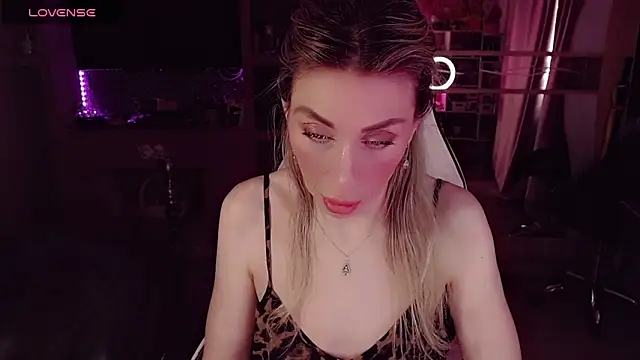 Chat +18 de AnnieGOld_ ao vivo