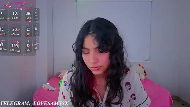 Lovelyamyy Chat XXX in diretta
