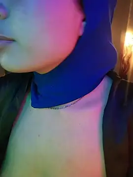Lubnna Live XXX Chat