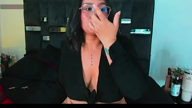 SussySunny_'s Live XXX Chat