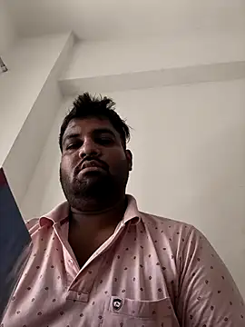 vinay_smalldickn Webbikameraesitys