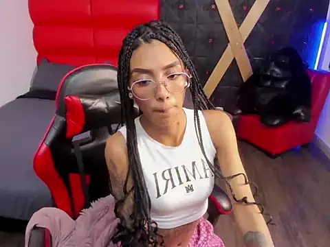 KarlaSlutSkinny__ Live XXX-Chat