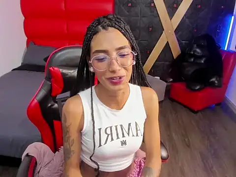 KarlaSlutSkinny__ – Live XXX-chat