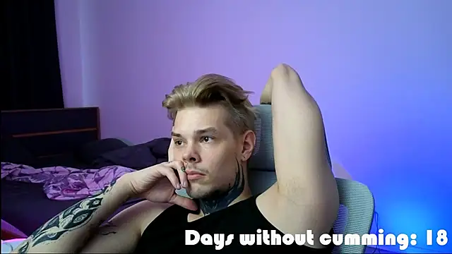 DENIS_HERE webkamerás műsora