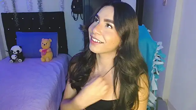 Lyaa_Cute Adlı Modelin Canlı XXX Sohbeti