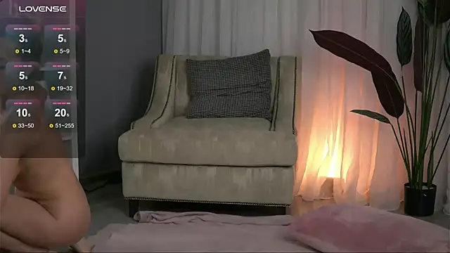AnnastasiaMills 现场XXX聊天
