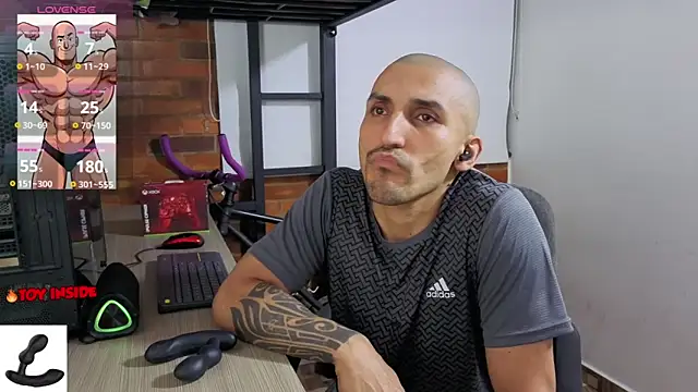 Marck_Muscle Chat XXX in diretta