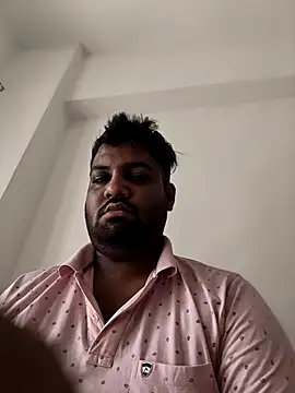 vinay_smalldick Chat XXX in diretta