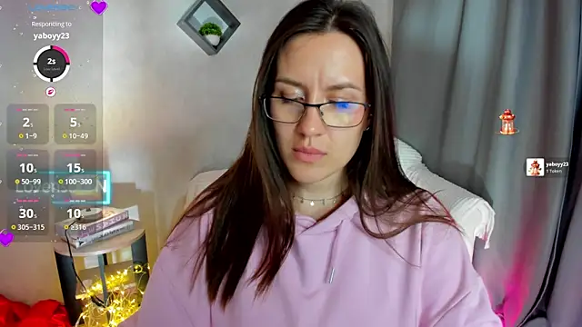 asti_bubbles live XXX chat
