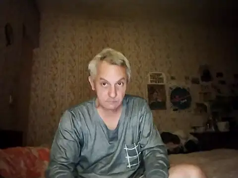 Naturi6's Webcam Show