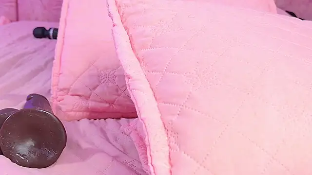 emmacurvy's Live XXX Chat