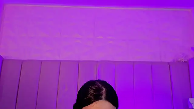 MollyBigBoobs12's Live XXX Chat
