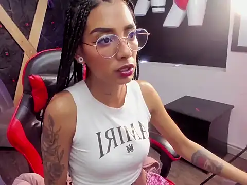 KarlaSlutSkinny__'s Live XXX Chat