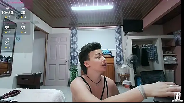kittyfitty29's Live XXX Chat