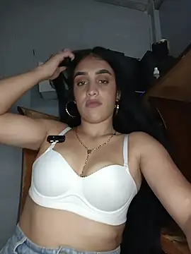Bigtiti01's Live XXX Chat