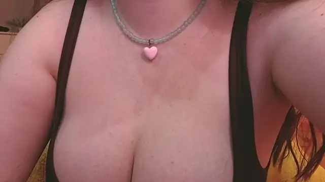 PixelGoddess Live XXX Chat