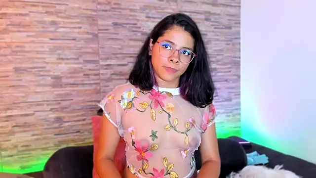 XXX chat uživo modela nath_redrex