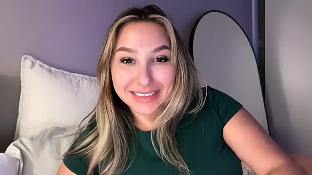 lustfulsmiles Chat XXX live