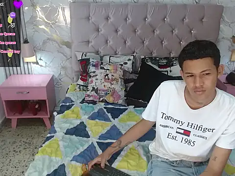 PhillipCox Webcam-Show