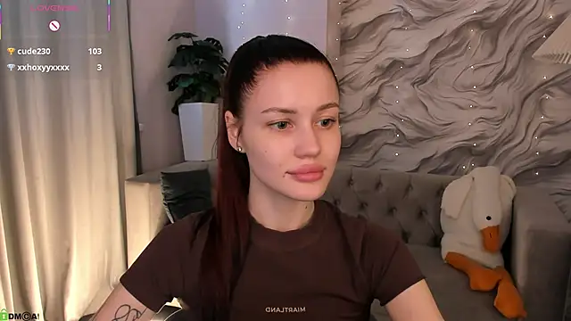 Chatroom XXX en direct de Aria_Mila