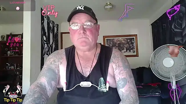 Show Webcam de KINKYBLUEYES69