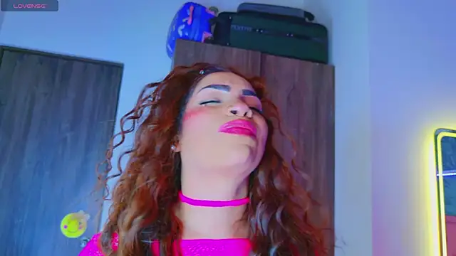 macasweet Adlı Modelin Canlı XXX Sohbeti