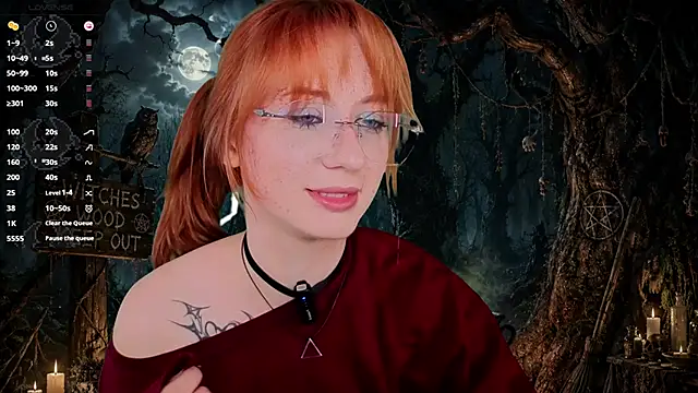 WICKEDEMBERn Live XXX chat