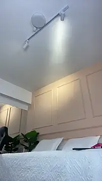 SHARONN____ – Naživo XXX chat