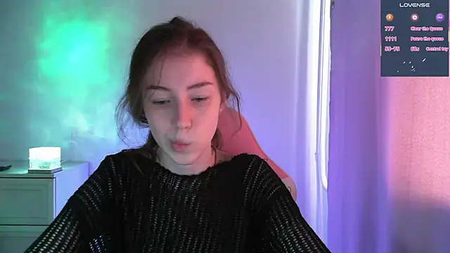 eskatmi's Live XXX Chat