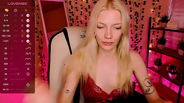 AnyaTaylor_ Live XXX-chat