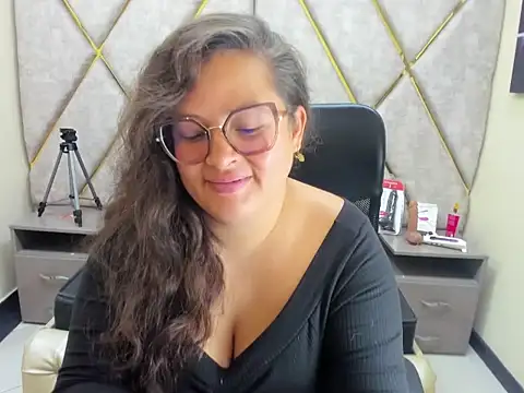 Sarah_Boobs_'s Live XXX Chat
