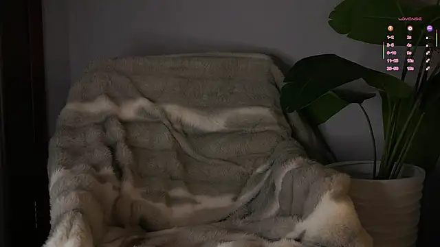 XXX chat uživo modela QueenieGitt