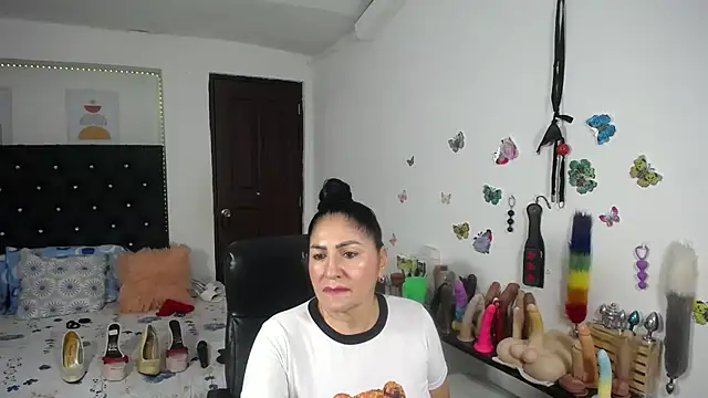 Онлайн чат XXX mature_bigboobs10