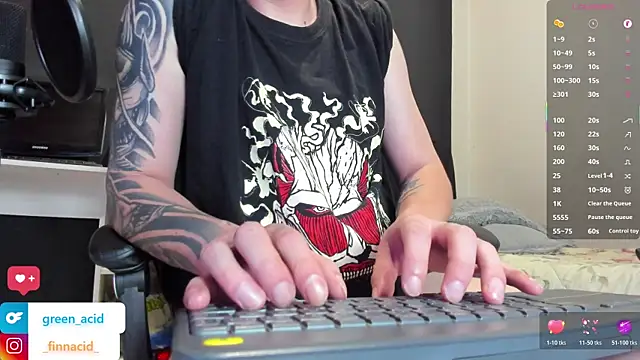 Green_acid01 Webcam Show