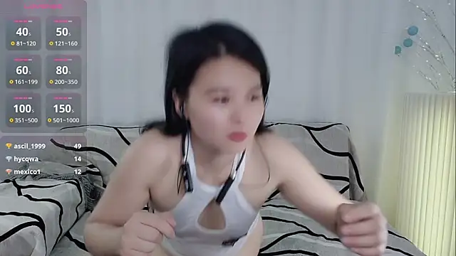 Youyou-uu 网络视讯表演
