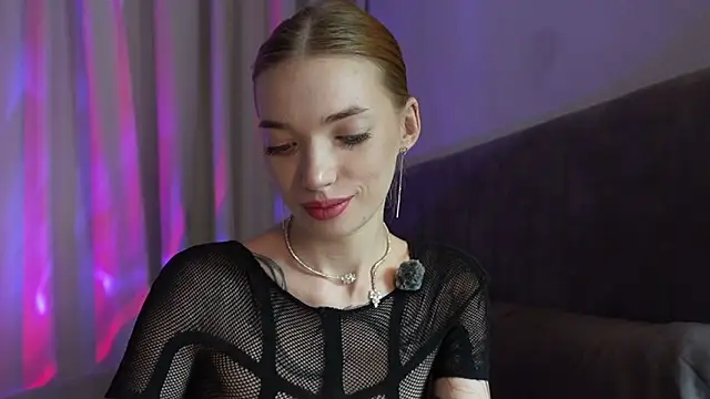 دردشة LinaaVelle الجنسية المباشرة