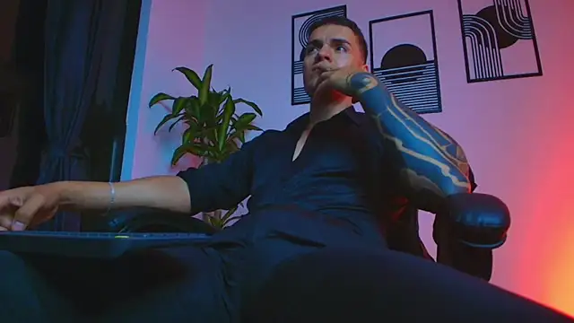 ALPHA_DOMINUS_ – webcam-show