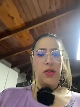 RenataVelasquez: онлайн-секс-чат