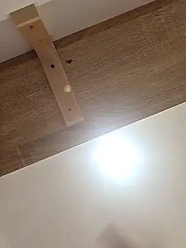Show modela Handsolo_porn na web-kameri
