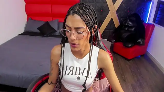 KarlaSlutSkinny__'s Live XXX Chat