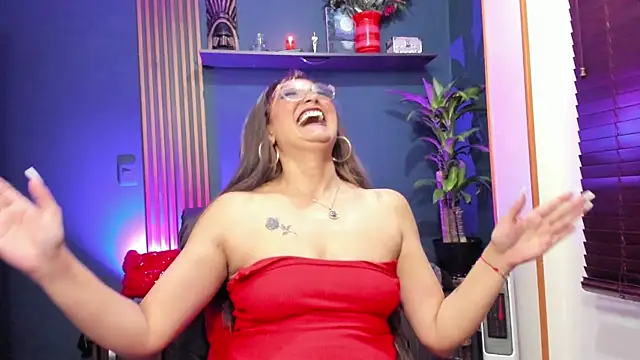 AdeleMourfg Chat XXX in diretta