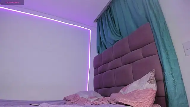 maazikeenx's Live XXX Chat