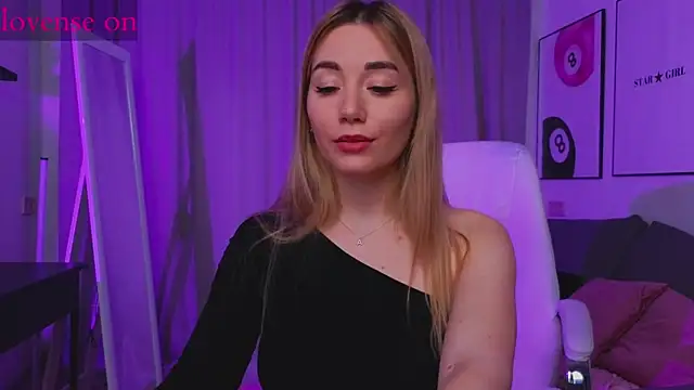 Rosie_Mac – Naživo XXX chat